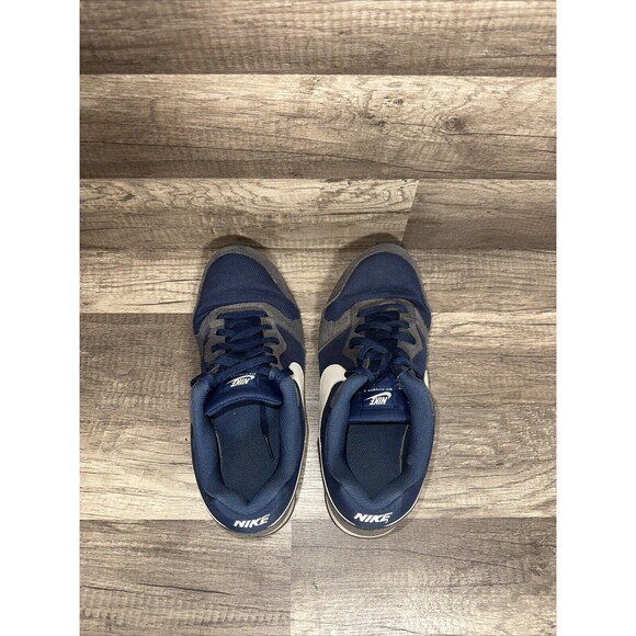 Nike 749794-410 Nike MD Runner 2 Navy Trainers Shoes Mens US 8.5 UK 7.5 EU 42 - Picture 5 of 8